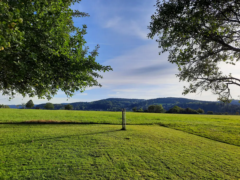 Ferienwohnung und Pension mit schöner Lage